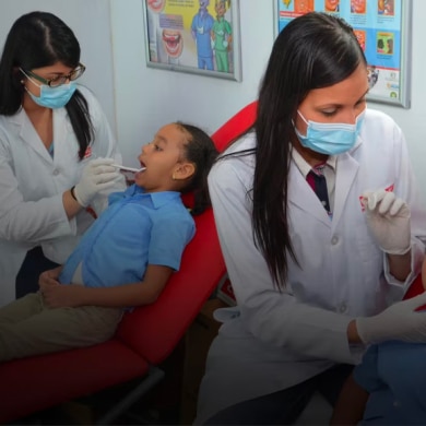 dentists treating children