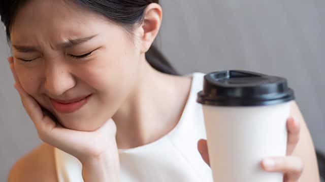 牙齒神經痛的原因及避免的食物 - 高露潔香港