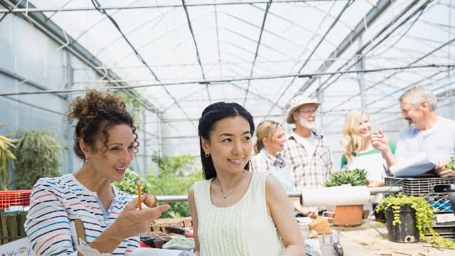 腸胃口臭的成因及解決方法 - 高露潔香港