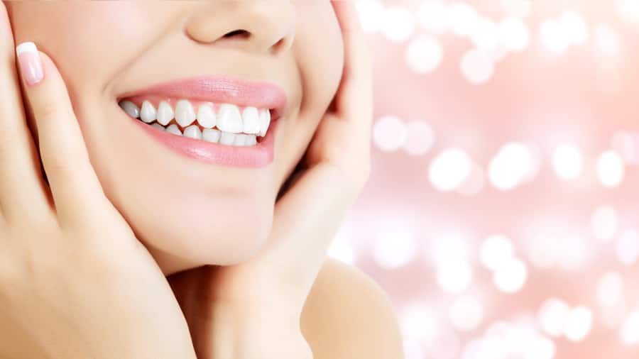 美白牙齒安全嗎? - 漂牙對牙齦及牙齒的潛在影響 - 高露潔香港